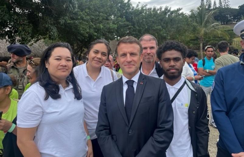 étudiants calédoniens et le président Emmanuel Macron